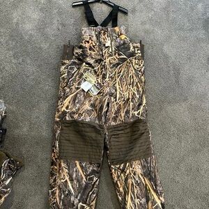 Drake waterfowl bib